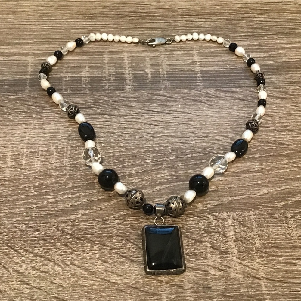 Sterling Silver Black Onyx & Freshwater Pearl Pendant Necklace 19" Long